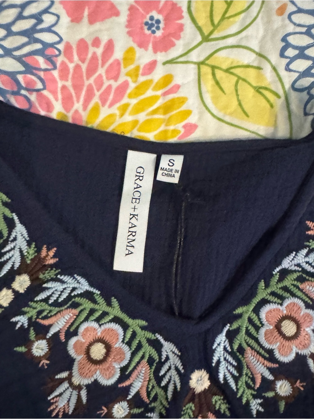 NWT small grace + karma floral blouse - Picture 2 of 3